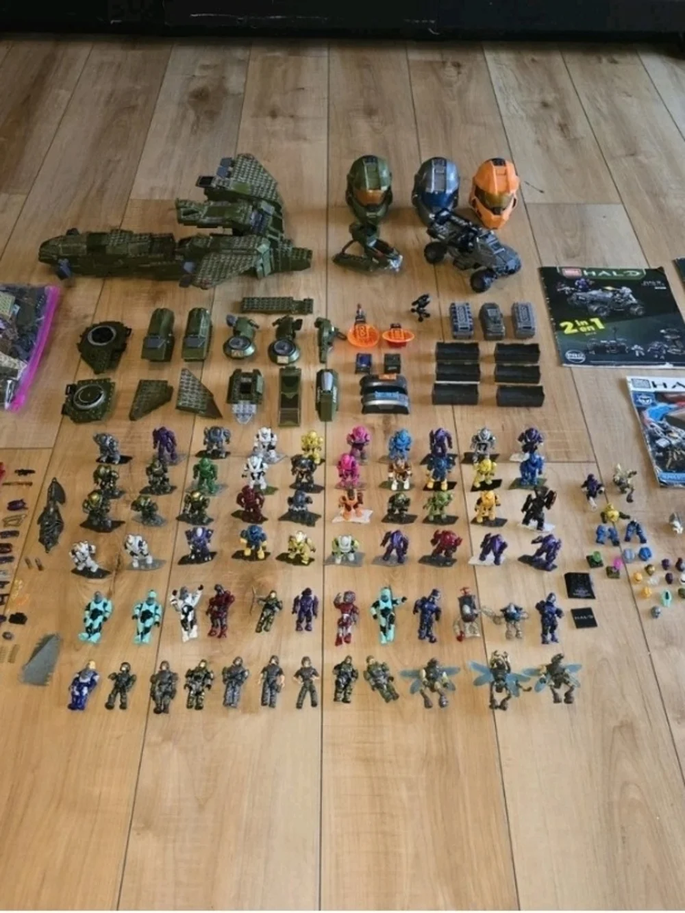 Mega Bloks Construx Halo Pelican Vehicles Minifigs Figures Guns Accessories Lot